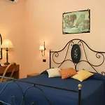 Hotel Degli Amici 3*
