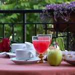 Degli Amici Szálloda 3*