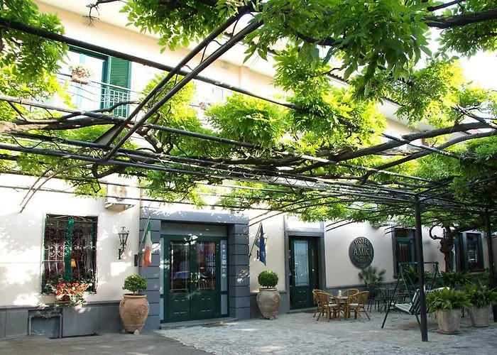 Degli Amici 3* Pompei